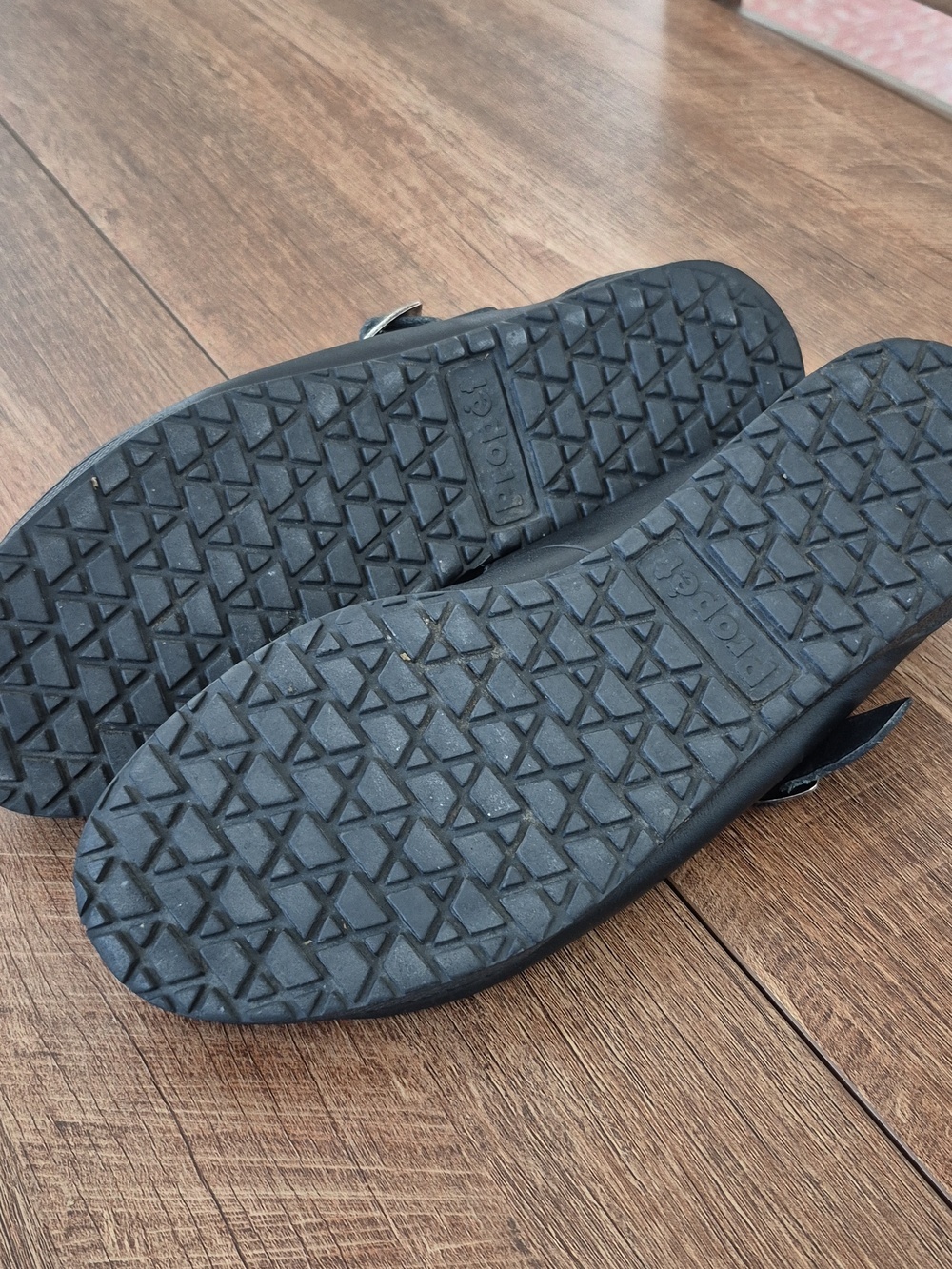 Propet Sandal Walkers - Picture 7 of 10